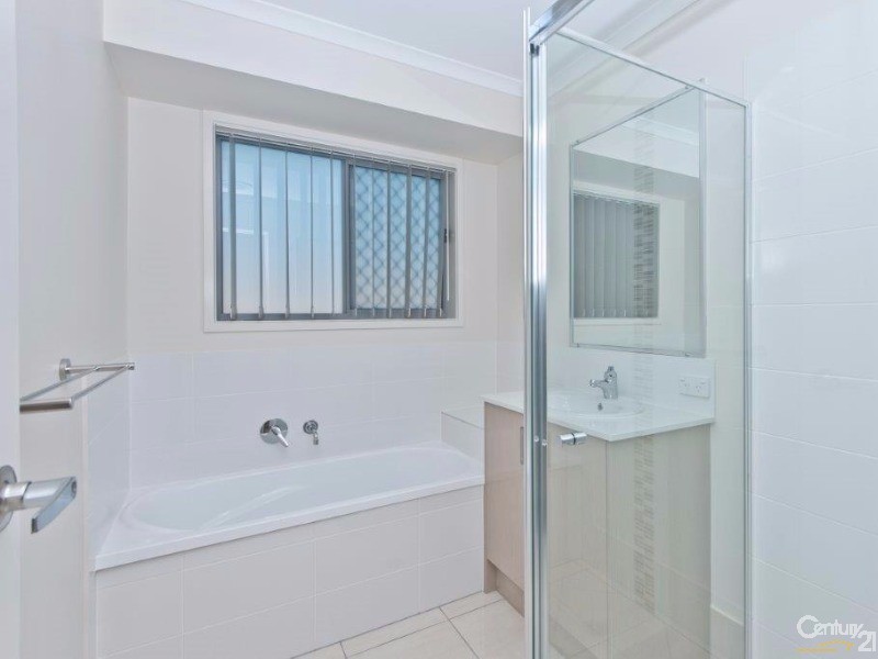 7 Mint Crescent, Griffin QLD 4503