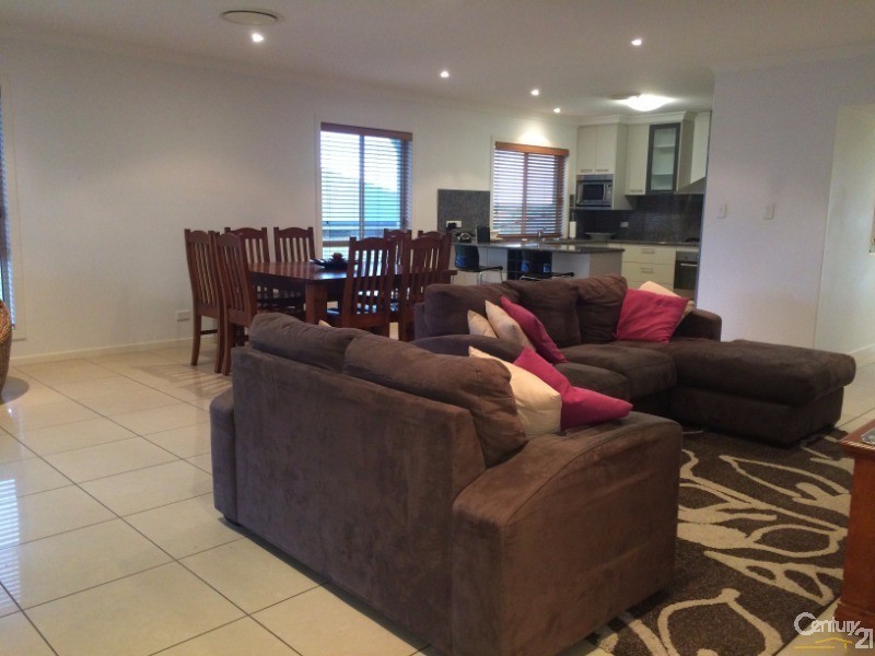 4 Michael David Drive, Warner QLD 4500