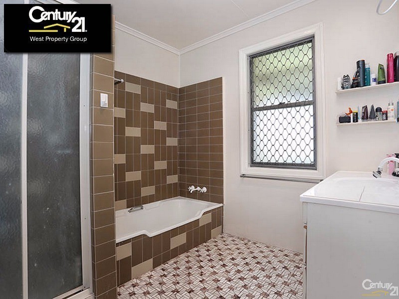 20 Colleen Street, Lawnton QLD 4501