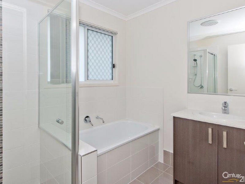 5 Cardamom Close, Griffin QLD 4503