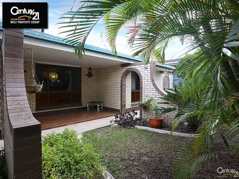 42 Windrest Street, Strathpine QLD 4500