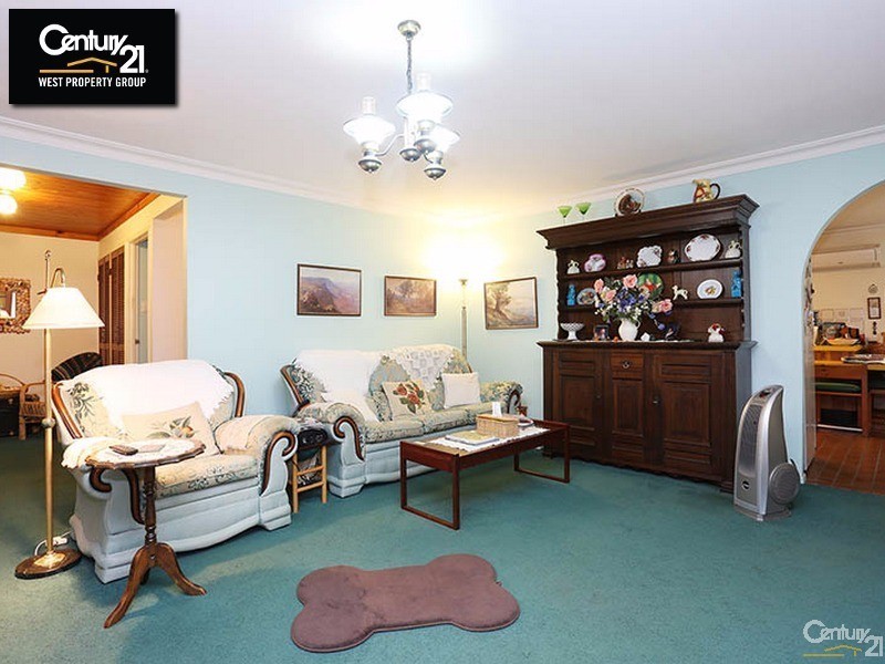42 Windrest Street, Strathpine QLD 4500