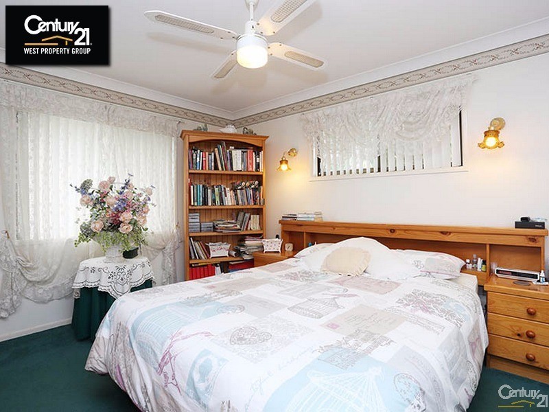42 Windrest Street, Strathpine QLD 4500