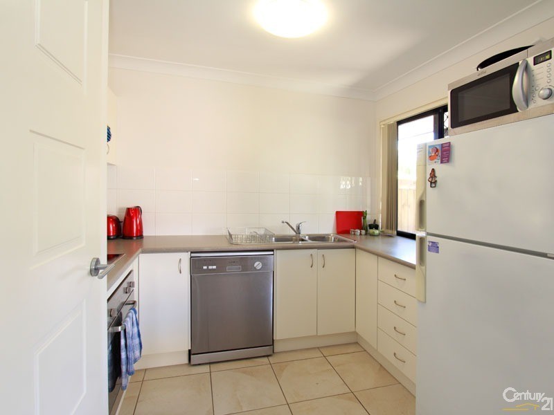 8B  Koel Court, Warner QLD 4500