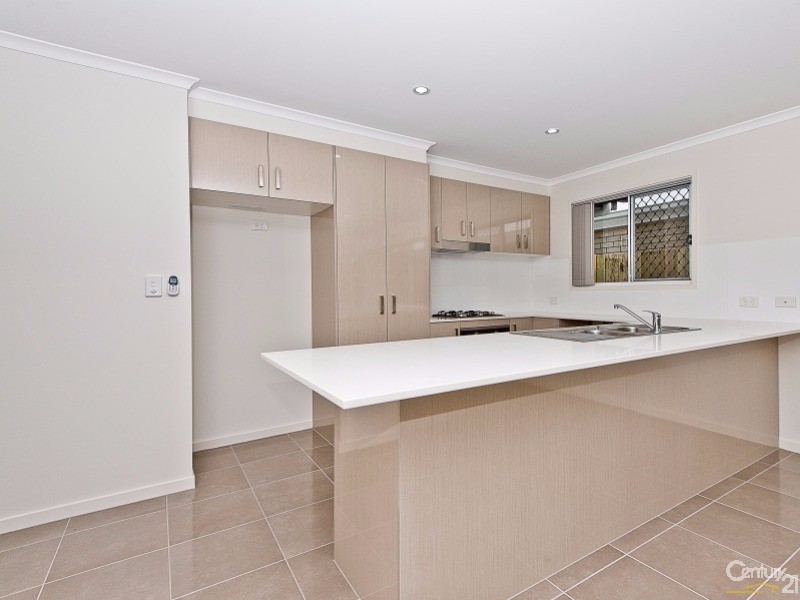 38 Cootharaba Crescent, Warner QLD 4500