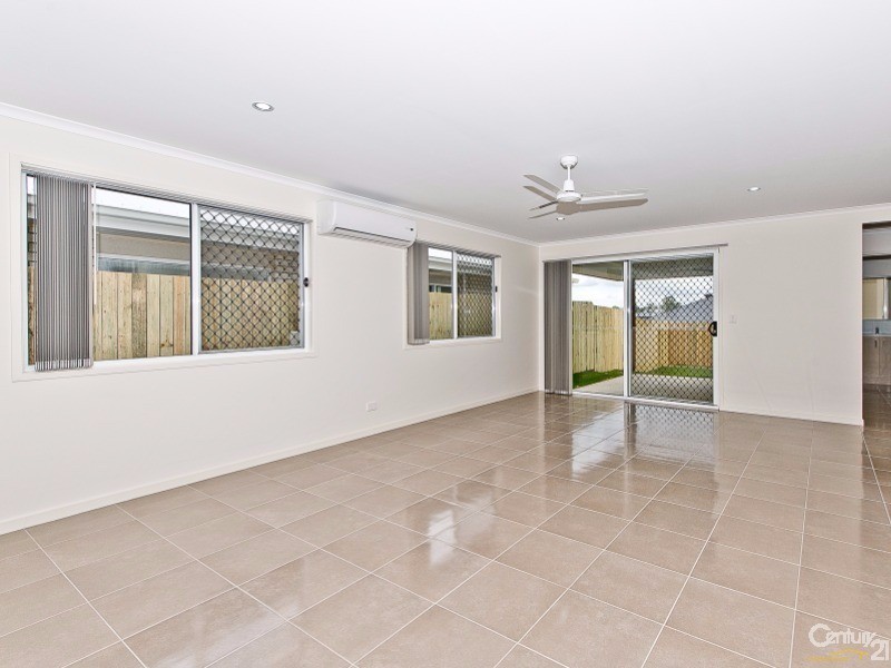38 Cootharaba Crescent, Warner QLD 4500