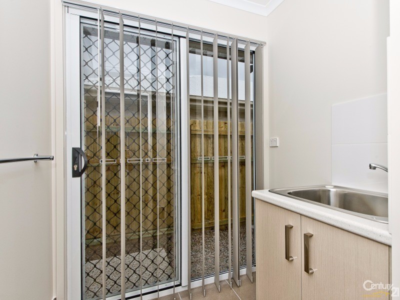 38 Cootharaba Crescent, Warner QLD 4500