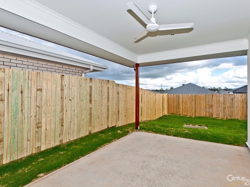 38 Cootharaba Crescent, Warner QLD 4500