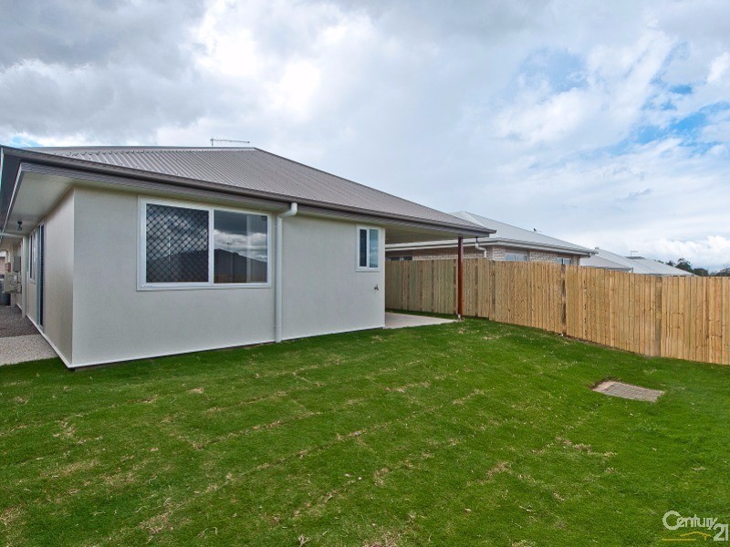 38 Cootharaba Crescent, Warner QLD 4500