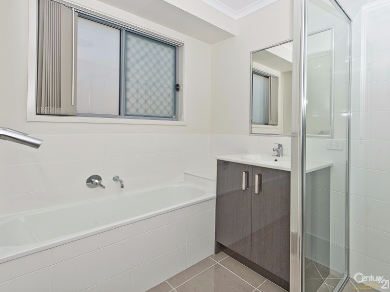19 Swallow Street, Griffin QLD 4503