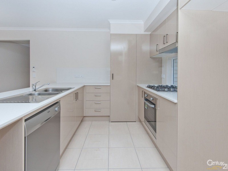 5 Mint Crescent, Griffin QLD 4503