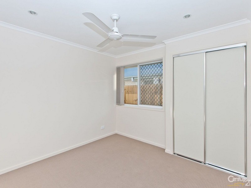 5 Mint Crescent, Griffin QLD 4503