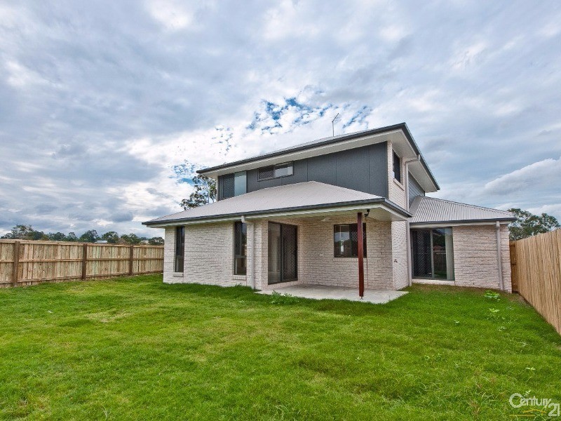 2 Champion Crescent, Griffin QLD 4503