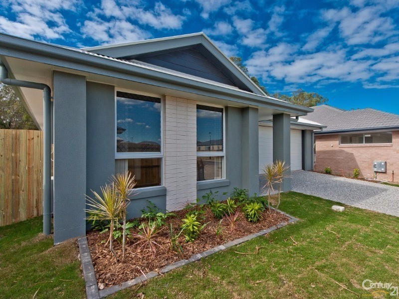 64 Champion Crescent, Griffin QLD 4503