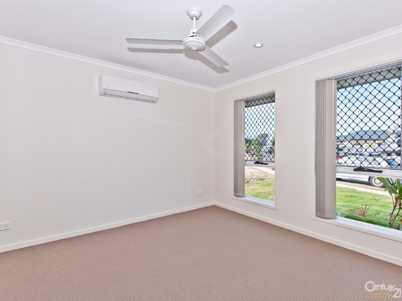 27 Apple Circuit, Griffin QLD 4503
