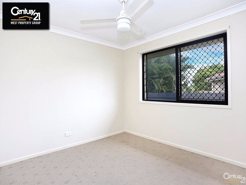 10 Catalina Avenue, Bray Park QLD 4500