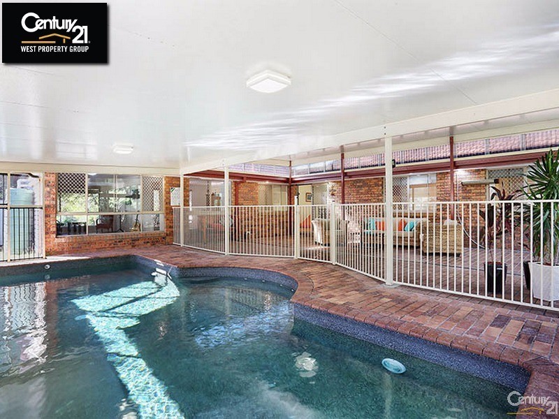 11 Kurrajong Drive, Warner QLD 4500