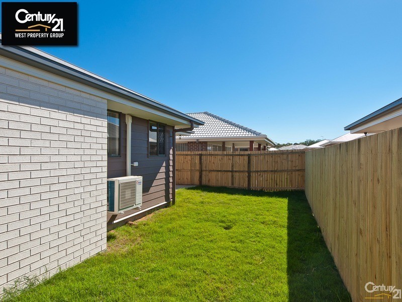 6 Apple Circuit, Griffin QLD 4503
