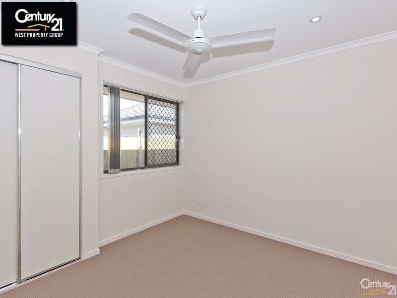 6 Apple Circuit, Griffin QLD 4503