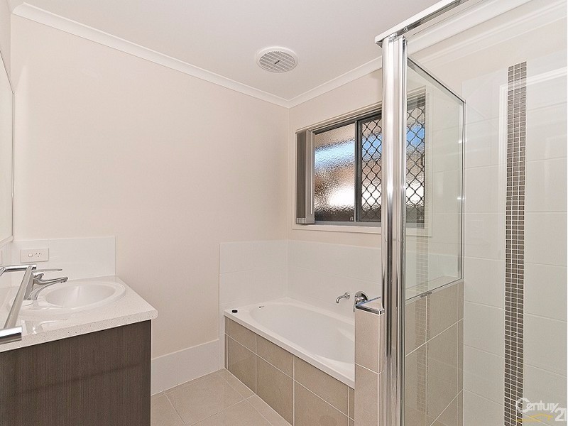 22 Kidston Crescent, Warner QLD 4500