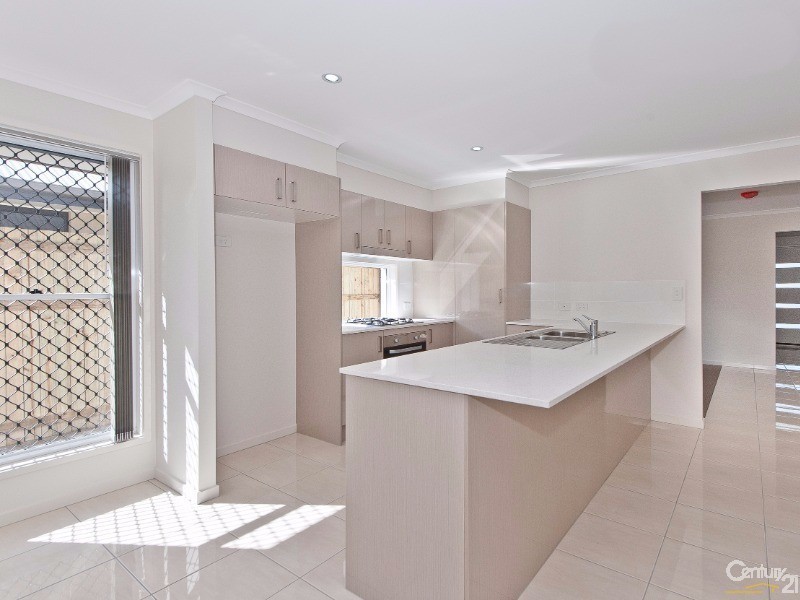 15 Centenary Court, Warner QLD 4500