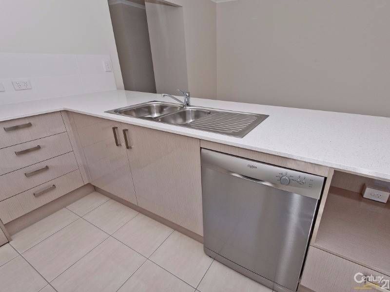 15 Centenary Court, Warner QLD 4500