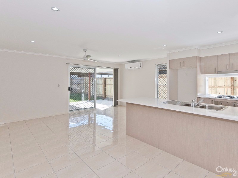 15 Centenary Court, Warner QLD 4500
