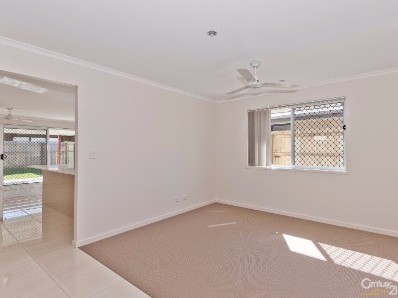 15 Centenary Court, Warner QLD 4500