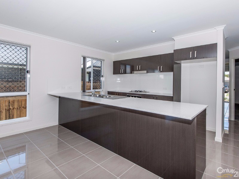 10 Wedge Tail Court, Griffin QLD 4503