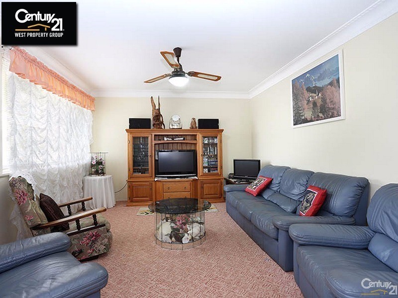 22 Young Street, Petrie QLD 4502