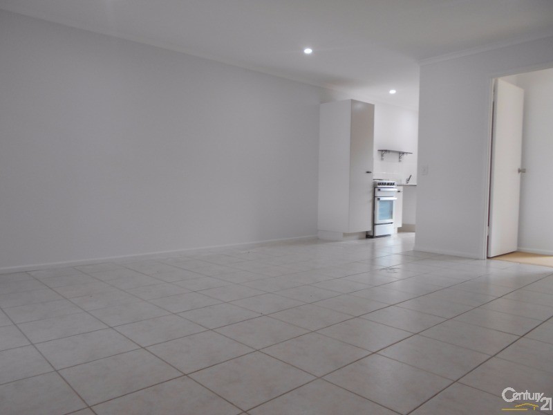 11 Bakarnis Court, Brendale QLD 4500