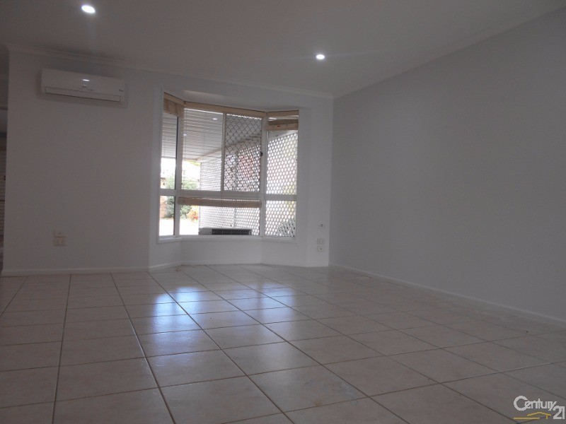 11 Bakarnis Court, Brendale QLD 4500