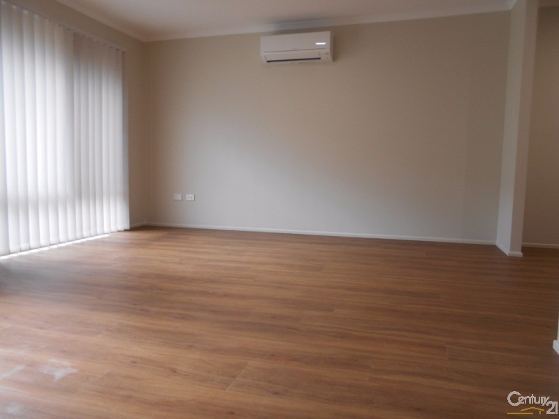 2/31 Valiant Crescent, Strathpine QLD 4500