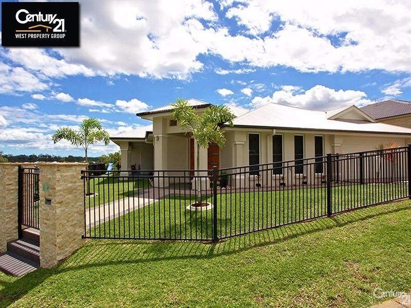 19 Hillary Drive, Warner QLD 4500