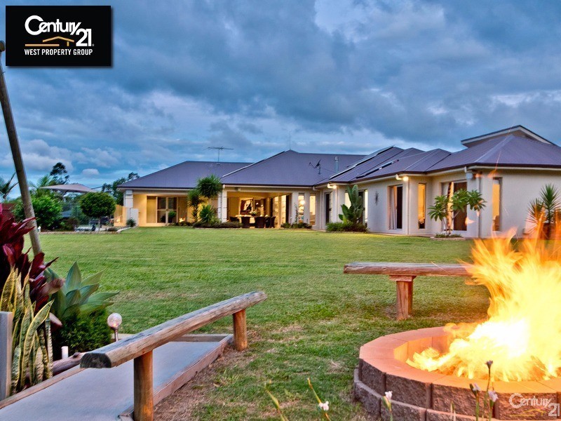 12 Wessling Close, Cashmere QLD 4500
