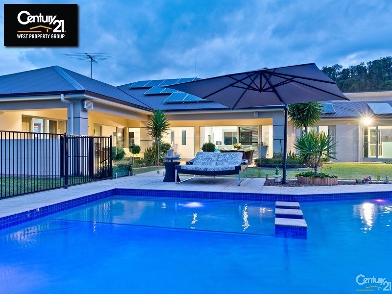 12 Wessling Close, Cashmere QLD 4500