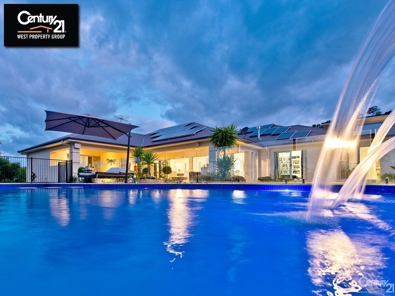 12 Wessling Close, Cashmere QLD 4500