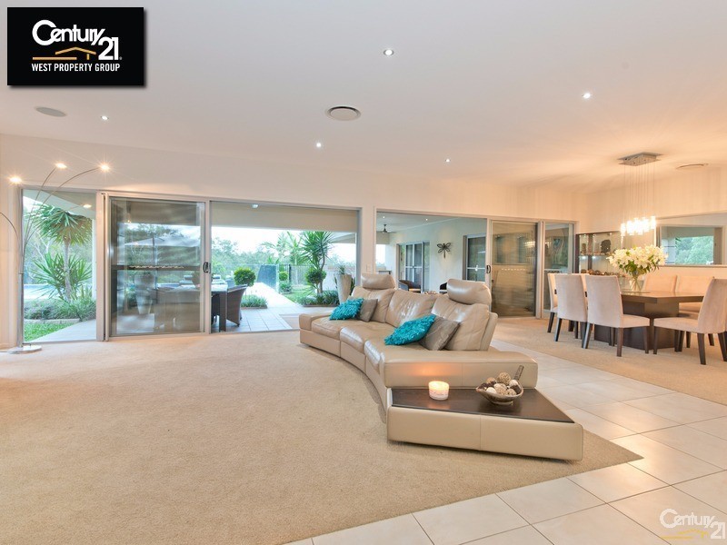 12 Wessling Close, Cashmere QLD 4500