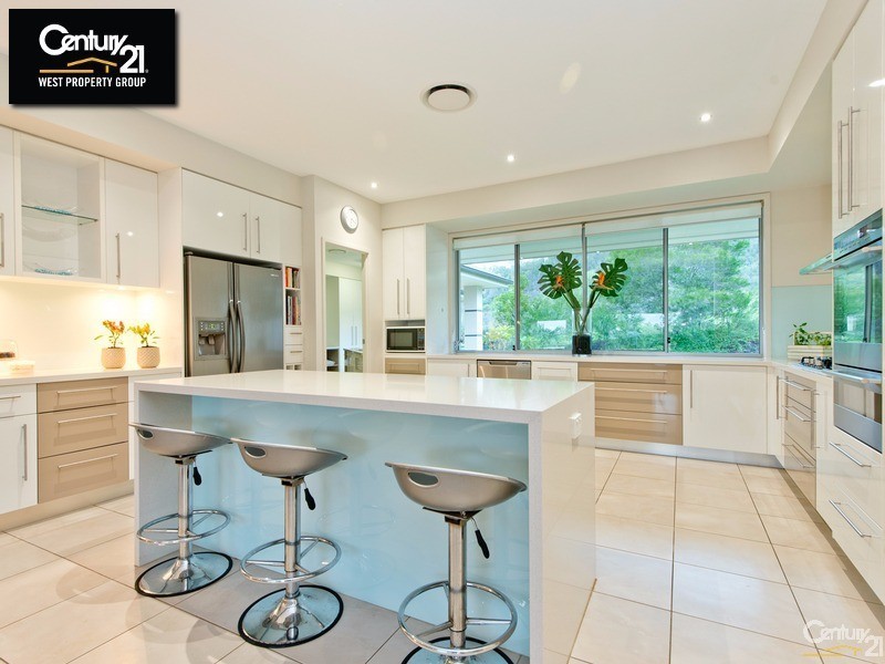 12 Wessling Close, Cashmere QLD 4500