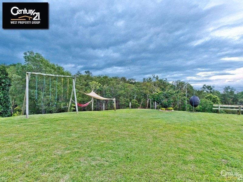 12 Wessling Close, Cashmere QLD 4500