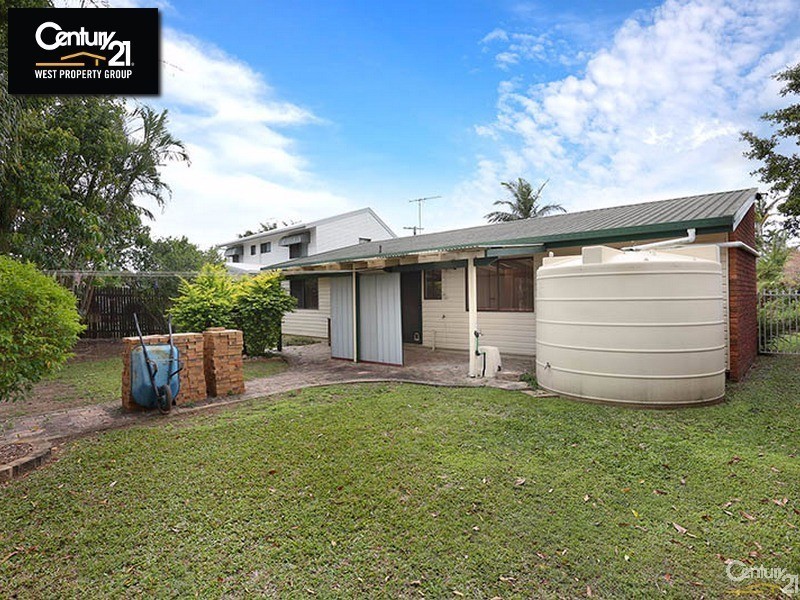 62 Colonial Drive, Lawnton QLD 4501