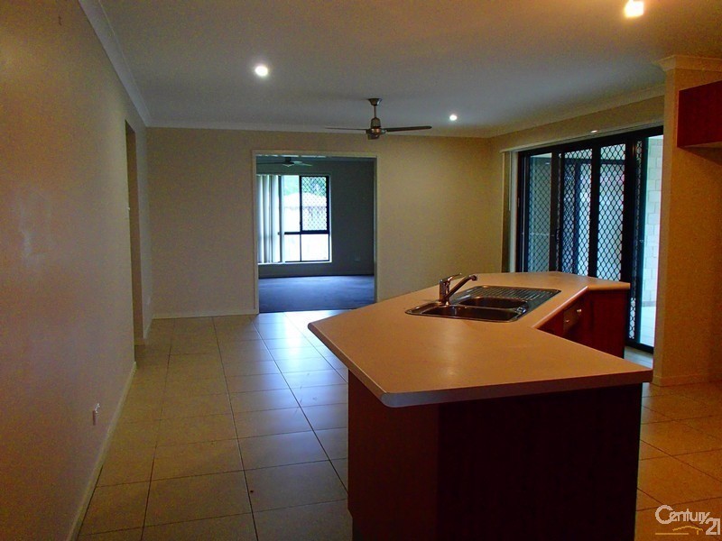 14 Hellcat Circuit, Bray Park QLD 4500