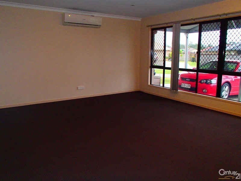 14 Hellcat Circuit, Bray Park QLD 4500