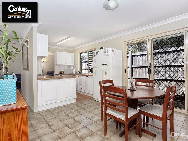 12 Hillcrest Court, Kurwongbah QLD 4503