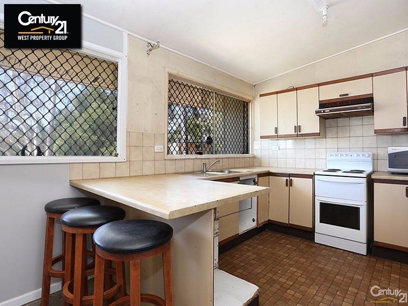 3 Lena Court, Albany Creek QLD 4035