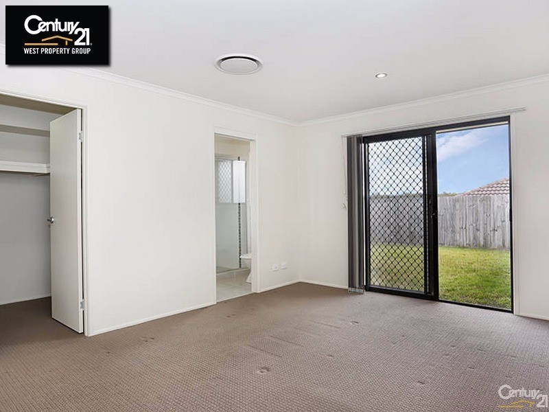 45 Rolland Parade, Warner QLD 4500