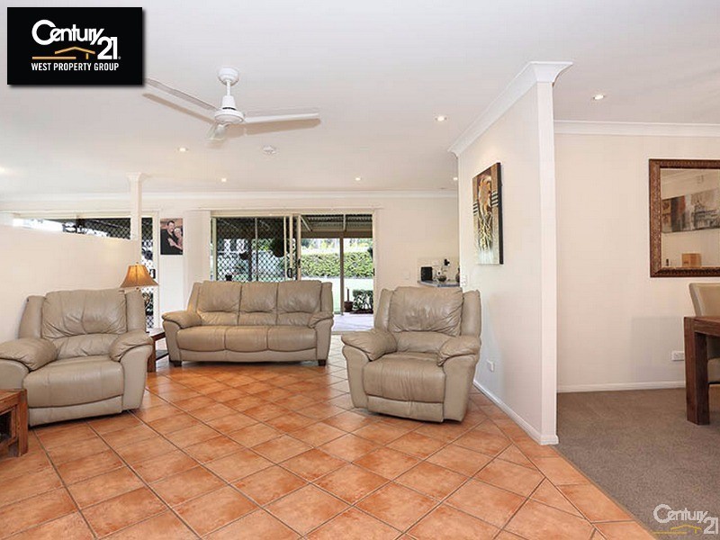 10 Pride Court, Warner QLD 4500