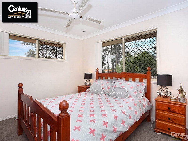 10 Pride Court, Warner QLD 4500