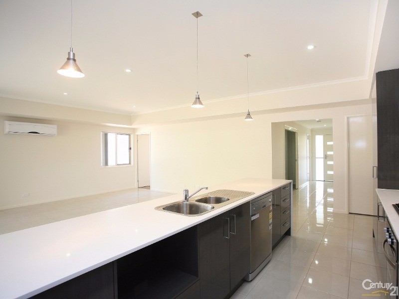 135 Brisbane Road, Warner QLD 4500