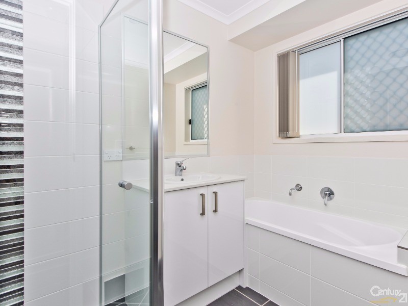 17 Saracen Street, Warner QLD 4500